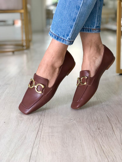 Mocassim Feminino Marrom Fivela Dourada | Salto Sete