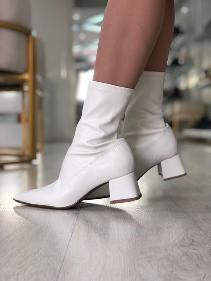 Bota Zatz Suede Stretch Branca Cano Médio | Salto Sete