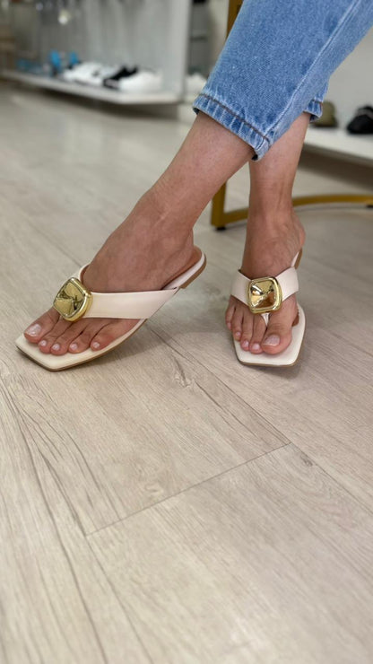 Sandália Rasteira Vizzano Dedo Dourado | Salto Sete
