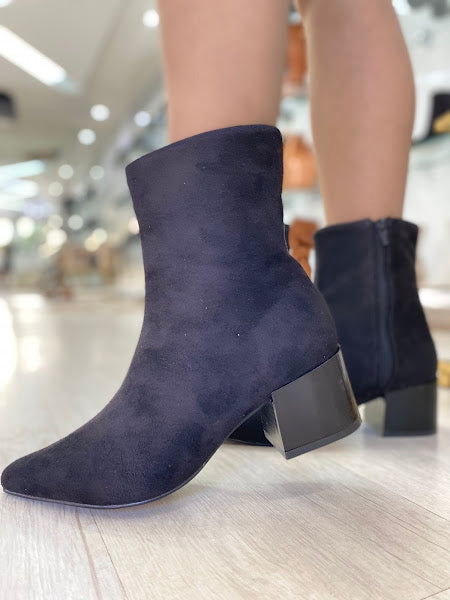 Bota Bella Feminina Camurça Preta | Salto Sete