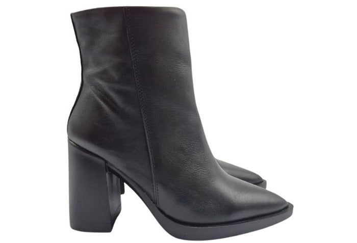 Bota Feminina Cano Curto Couro Salto Bloco | Salto Sete