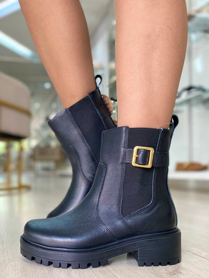 Bota Chelsea Couro Legítimo Solado Tratorado | Salto Sete