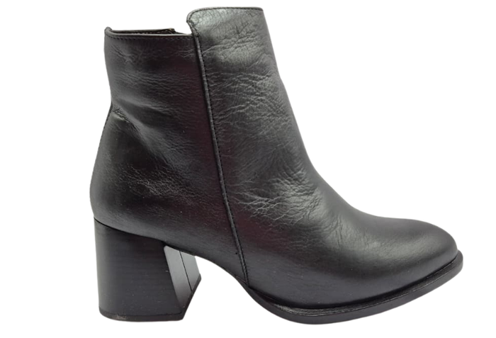 Bota Belle Classic Couro Salto Bloco | Salto Sete